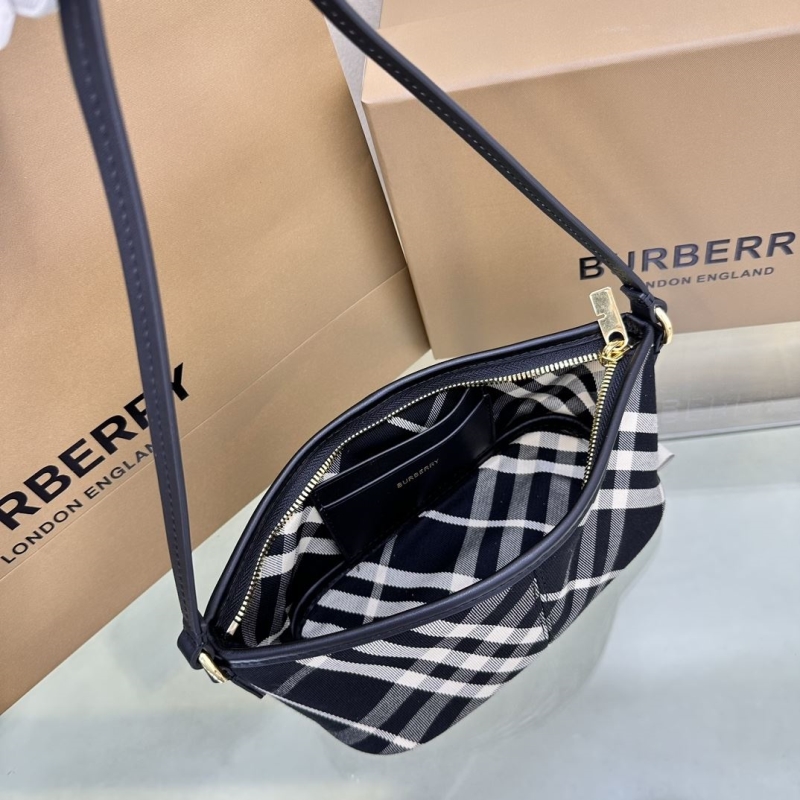 Bv*b*rry hobo bags